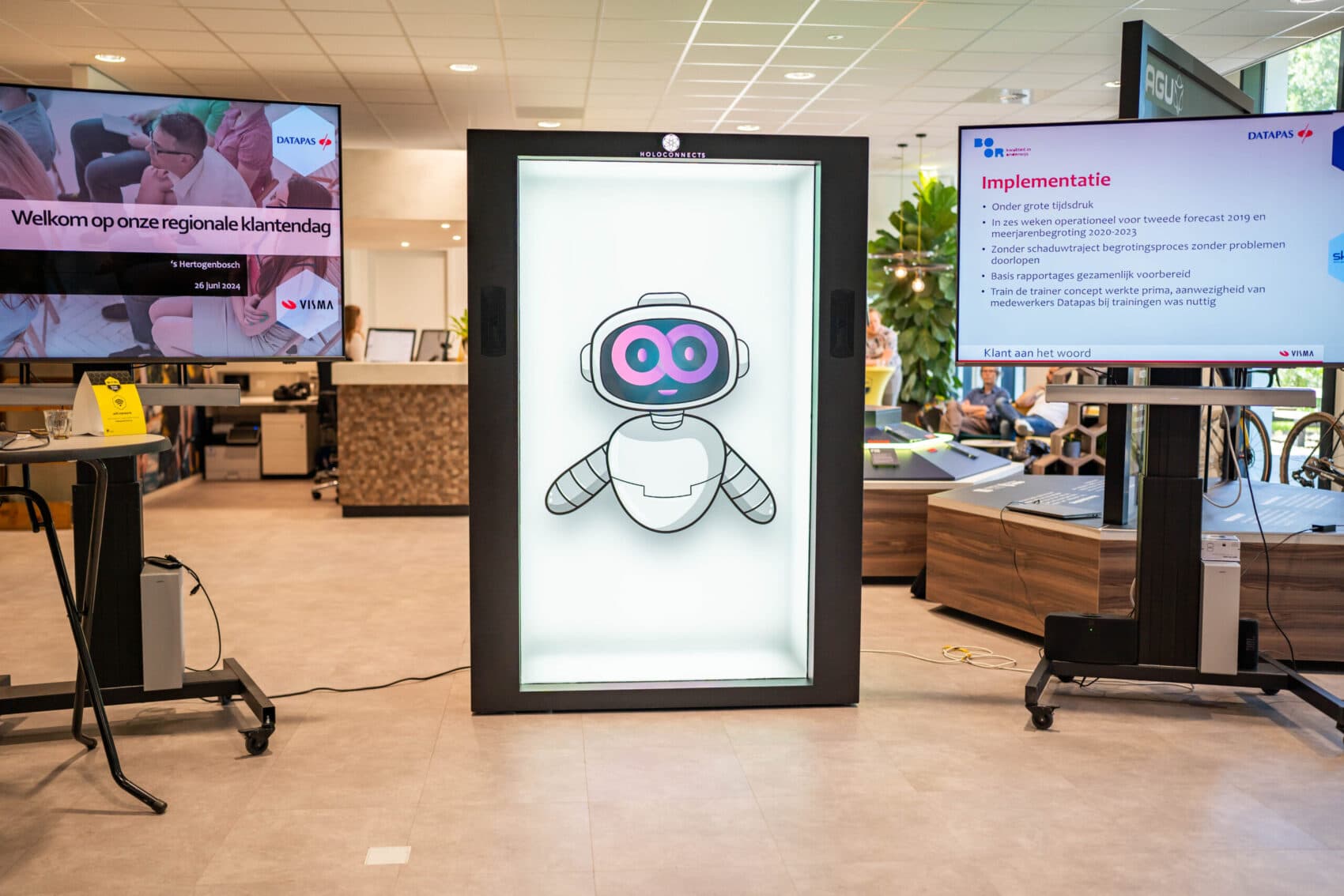 Een levensecht hologram in de Holobox.